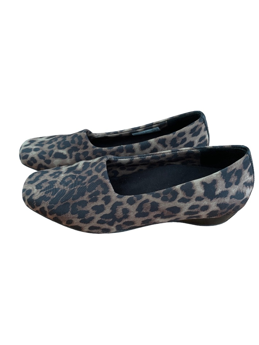 Vionic Women’s Size 9 Leopard Powell Orthaheel Comfort Flats